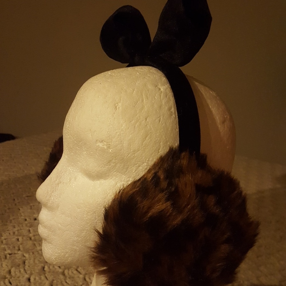Ear Muffs. - Picture 5 of 6